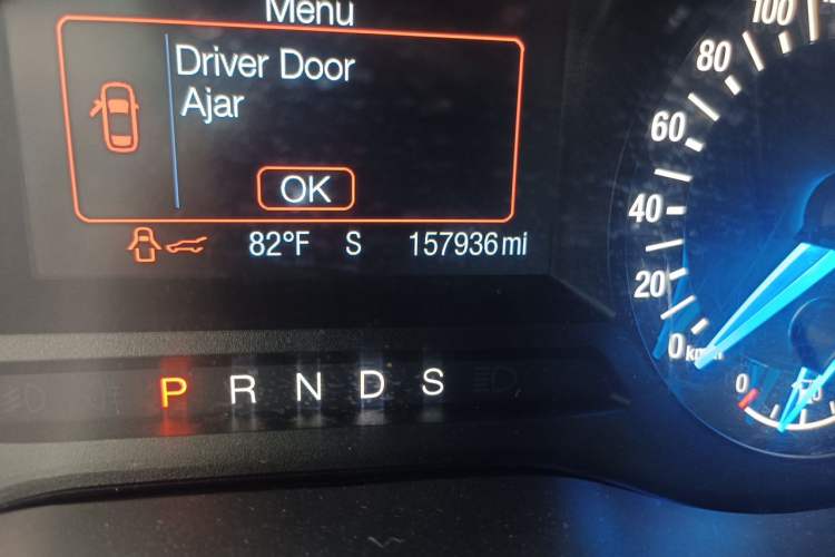 Used Ford Edge 2016 EcoBoost 245 Two-Wheel-Drive Titanium 5-Seater Odometer Close Up