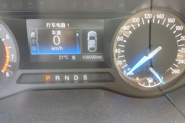 Used Ford Edge 2016 EcoBoost 245 Two-Wheel-Drive Titanium 5-Seater Odometer Close Up