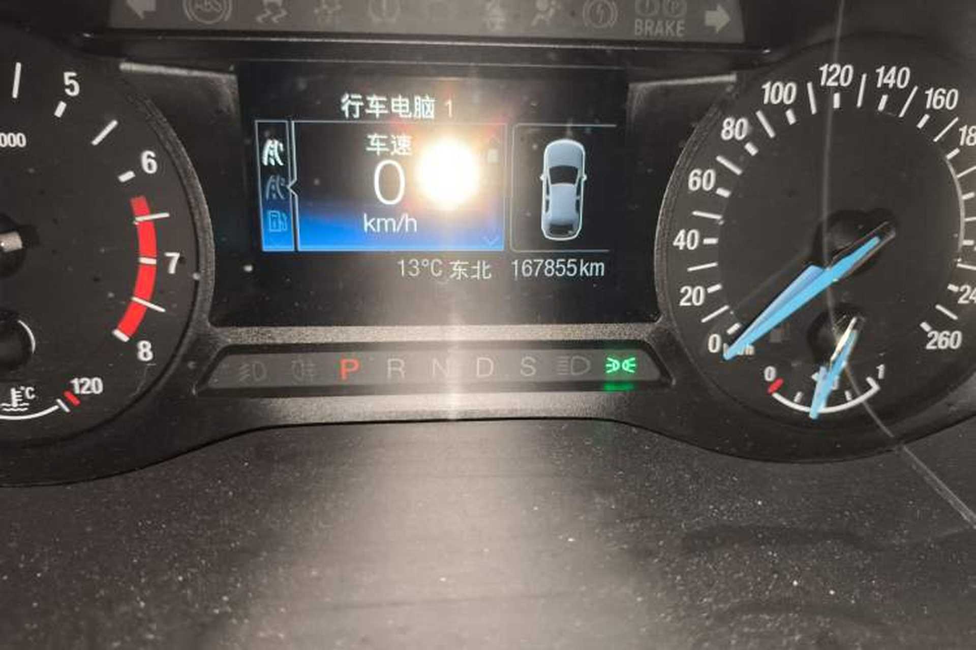 Used Ford Edge 2016 EcoBoost 245 Two-Wheel-Drive Titanium 5-Seater Odometer Close Up