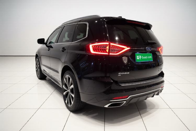 Used Ford Edge 2016 EcoBoost 330 V6 Four-Wheel Drive Sporty 7-Seater Rear Left 45 Deg