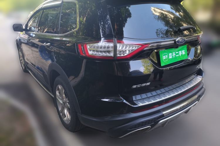 Used Ford Edge 2016 EcoBoost 245 Two-Wheel-Drive Titanium 7-Seater Rear Left 45 Deg