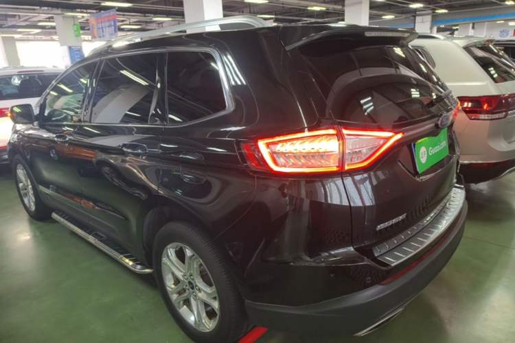 Used Ford Edge 2016 EcoBoost 245 Two-Wheel-Drive Titanium 7-Seater Rear Left 45 Deg