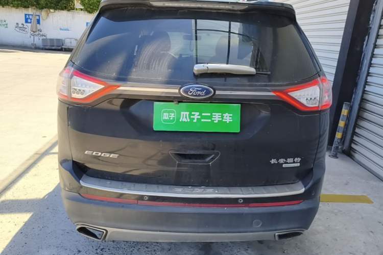Used Ford Edge 2016 EcoBoost 245 Two-Wheel-Drive Titanium 5-Seater Rear