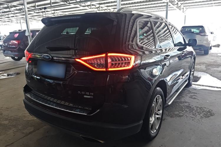Used Ford Edge 2016 EcoBoost 245 Two-Wheel-Drive Titanium 7-Seater Rear Right 45 Deg