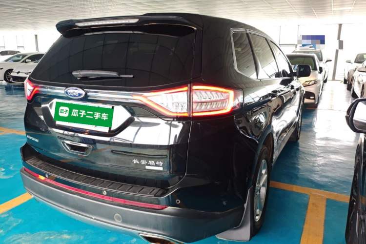 Used Ford Edge 2016 EcoBoost 245 Two-Wheel-Drive Titanium 5-Seater Rear Right 45 Deg