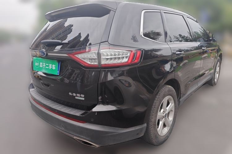 Used Ford Edge 2016 EcoBoost 245 Two-Wheel-Drive Titanium 5-Seater Rear Right 45 Deg