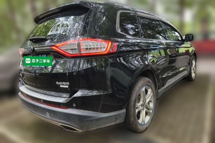 Used Ford Edge 2016 EcoBoost 245 Two-Wheel-Drive Titanium 7-Seater Rear Right 45 Deg