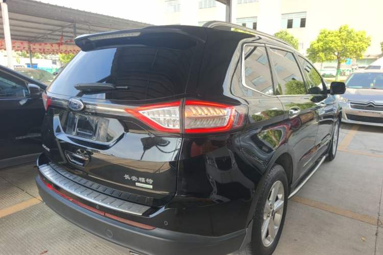 Used Ford Edge 2016 EcoBoost 245 Two-Wheel-Drive Titanium 5-Seater Rear Right 45 Deg