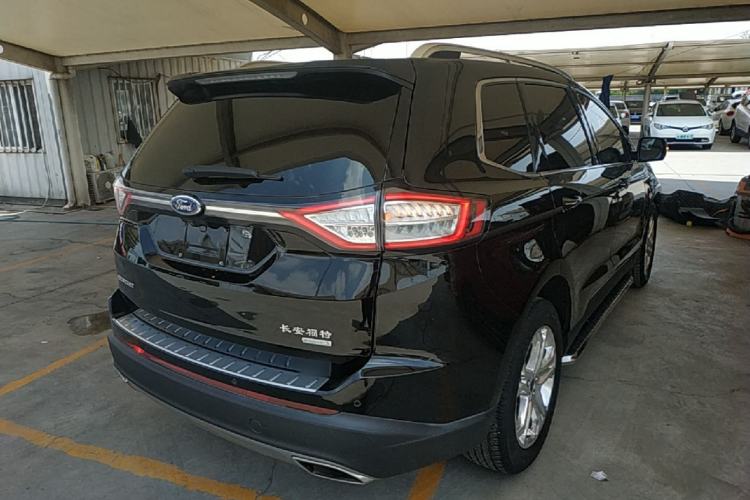Used Ford Edge 2016 EcoBoost 245 Two-Wheel-Drive Titanium 7-Seater Rear Right 45 Deg