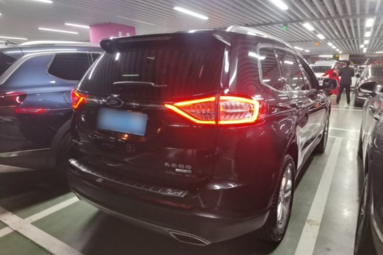 Used Ford Edge 2016 EcoBoost 245 Four-Wheel Drive Titanium Edition 7-Seater Rear Right 45 Deg