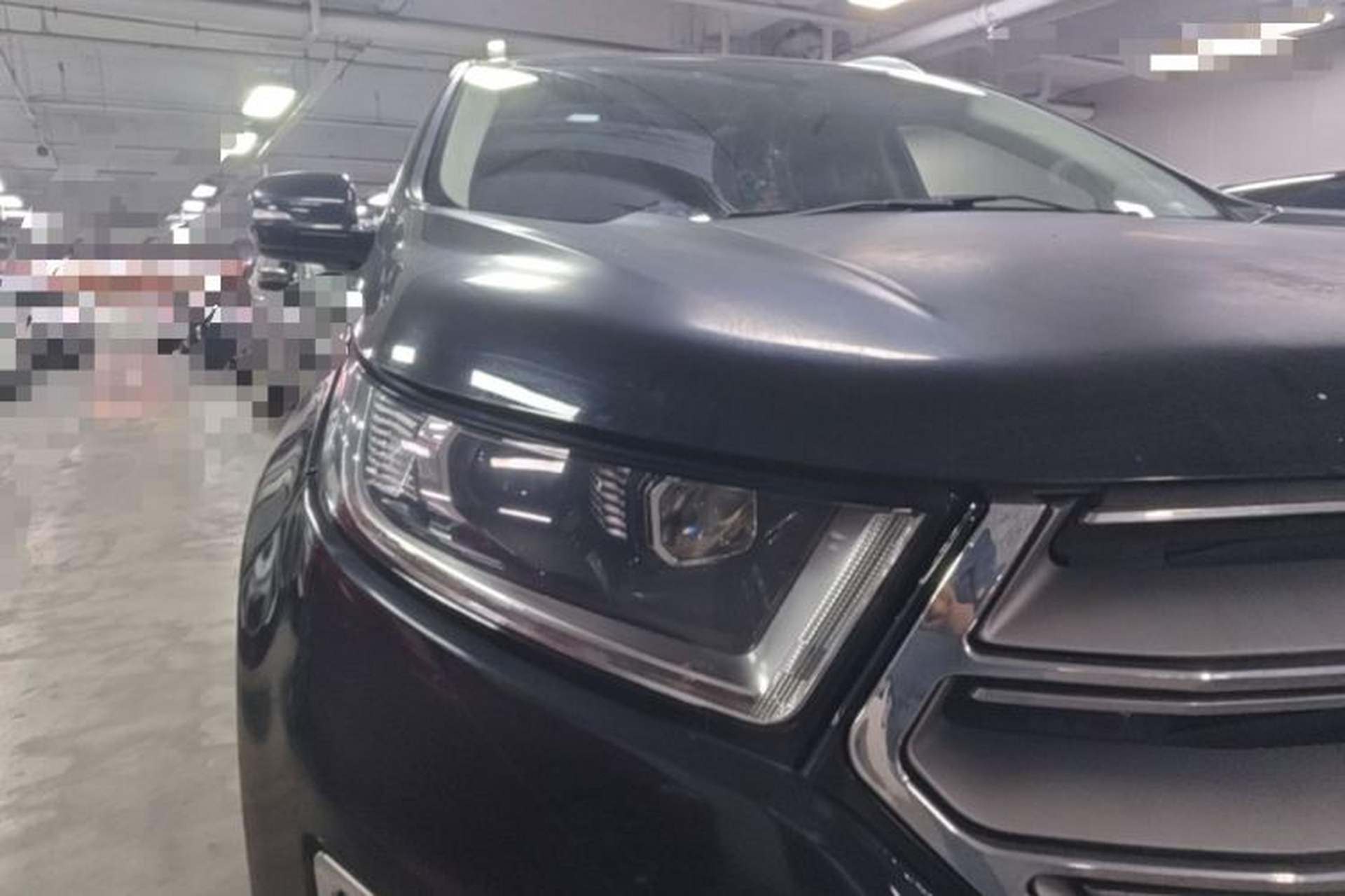 Used Ford Edge 2016 EcoBoost 245 Two-Wheel-Drive Titanium 7-Seater Right Front Headlight
