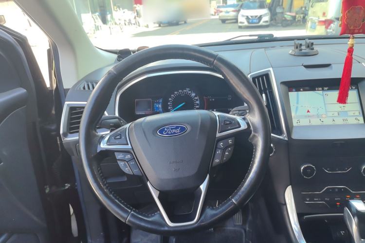 Used Ford Edge 2016 EcoBoost 245 Four-Wheel Drive Titanium Edition 7-Seater Steering Wheel