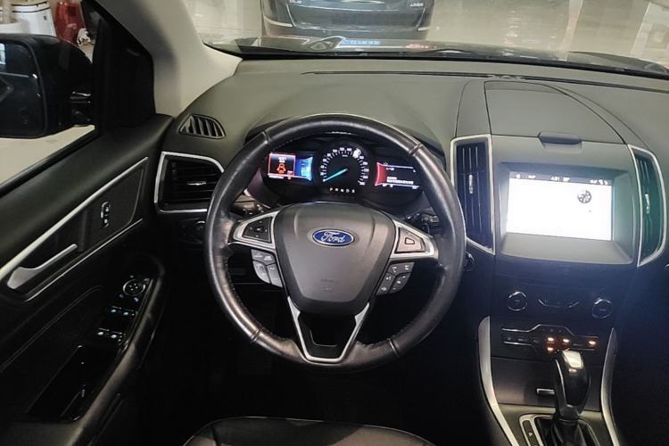 Used Ford Edge 2016 EcoBoost 245 Two-Wheel-Drive Titanium 7-Seater Steering Wheel