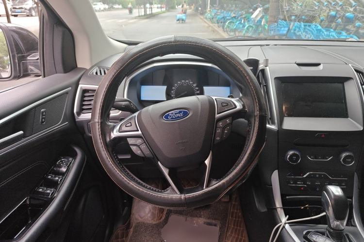 Used Ford Edge 2016 EcoBoost 245 Four-Wheel Drive Titanium Edition 7-Seater Steering Wheel