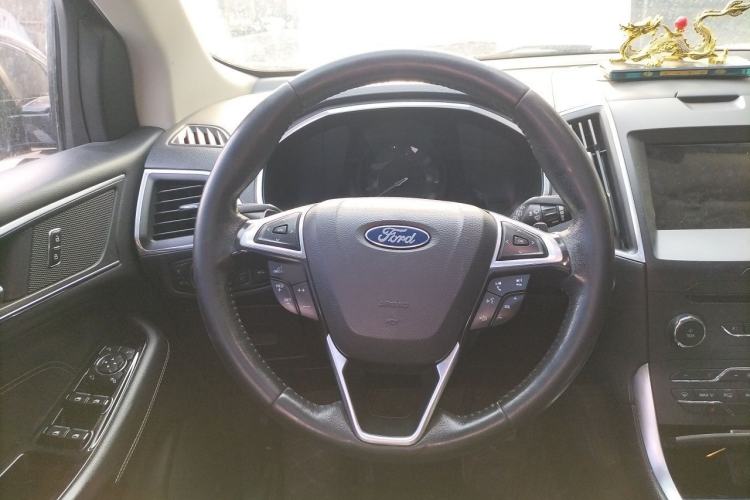 Used Ford Edge 2016 EcoBoost 245 Four-Wheel Drive Titanium Edition 7-Seater Steering Wheel