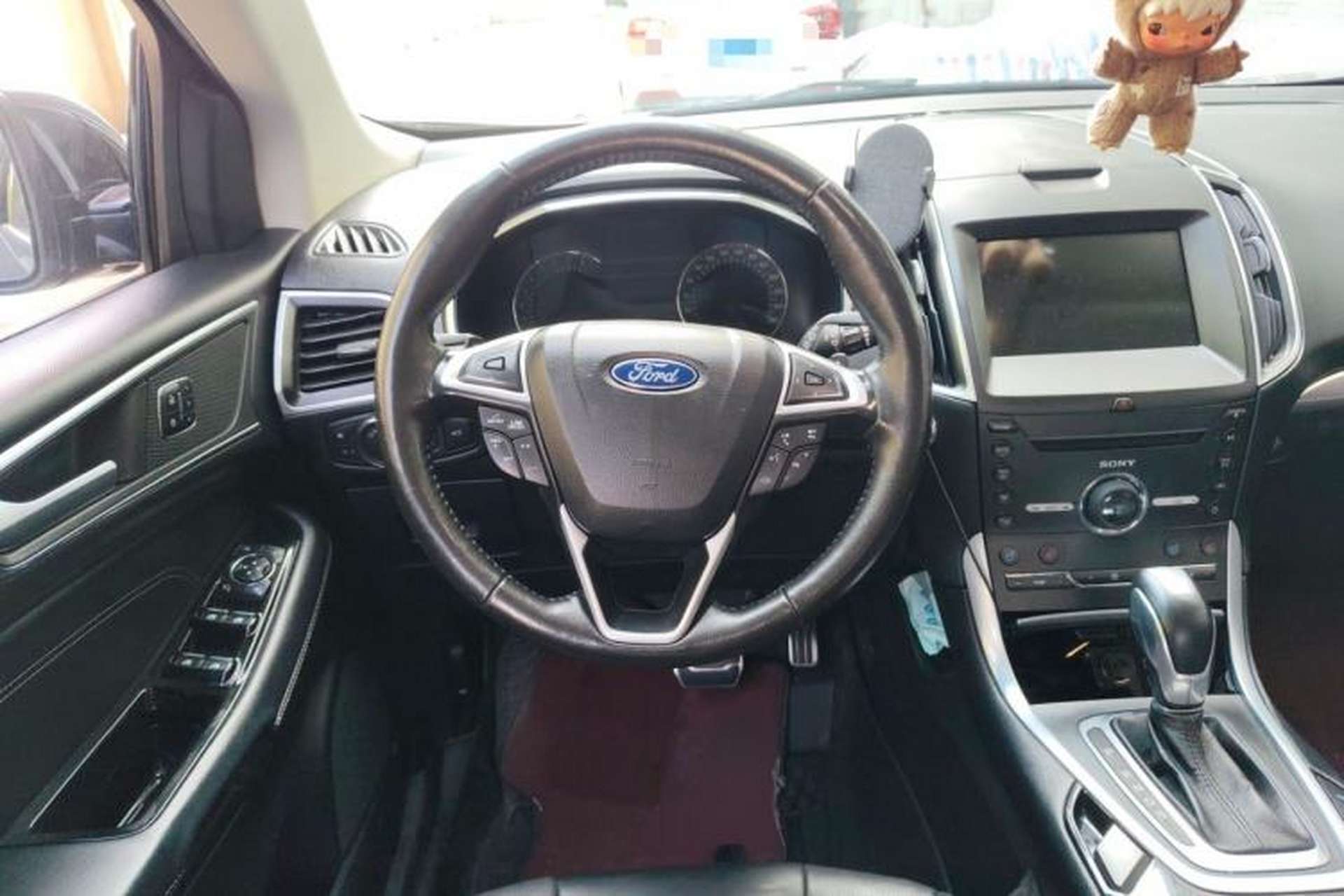 Used Ford Edge 2016 EcoBoost 245 Four-Wheel Drive Titanium 7-Seater Steering Wheel
