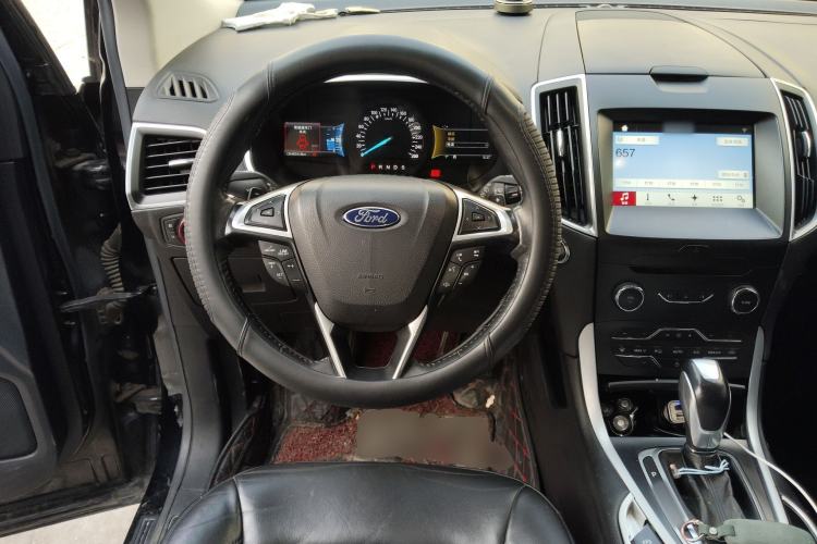 Used Ford Edge 2016 EcoBoost 245 Four-Wheel Drive Titanium Edition 7-Seater Steering Wheel