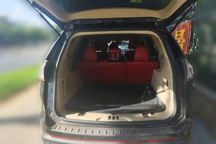 Used Ford Edge 2016 EcoBoost 245 Two-Wheel-Drive Titanium 5-Seater Trunk