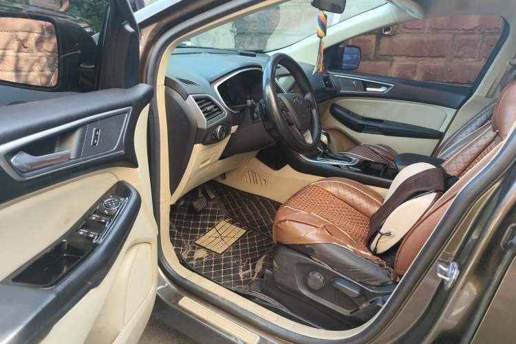 Used Ford Edge 2016 EcoBoost 245 Two-Wheel-Drive Titanium 5-Seater Driver Seat
