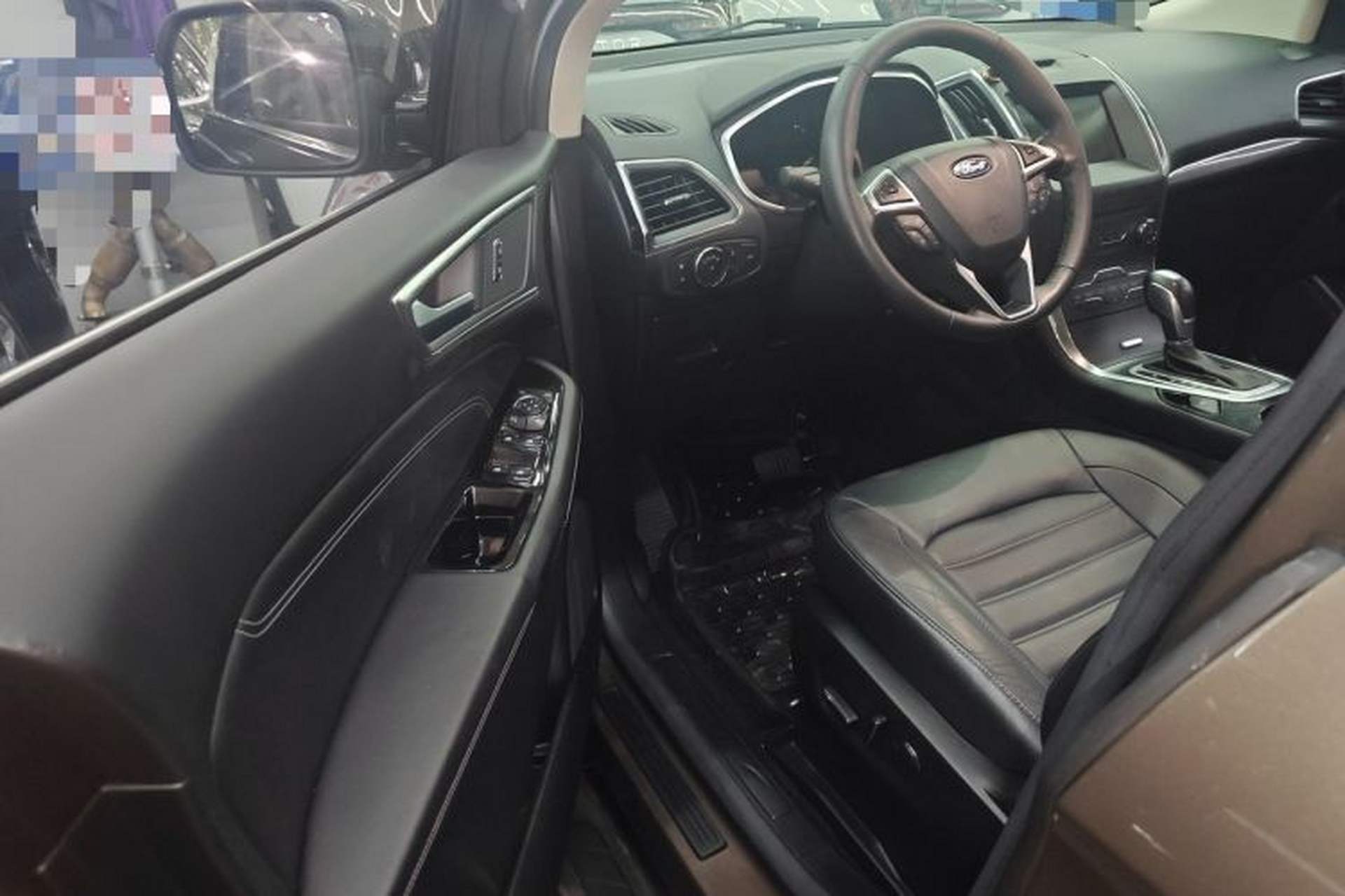 Used Ford Edge 2016 EcoBoost 245 Two-Wheel-Drive Titanium 7-Seater Driver Seat