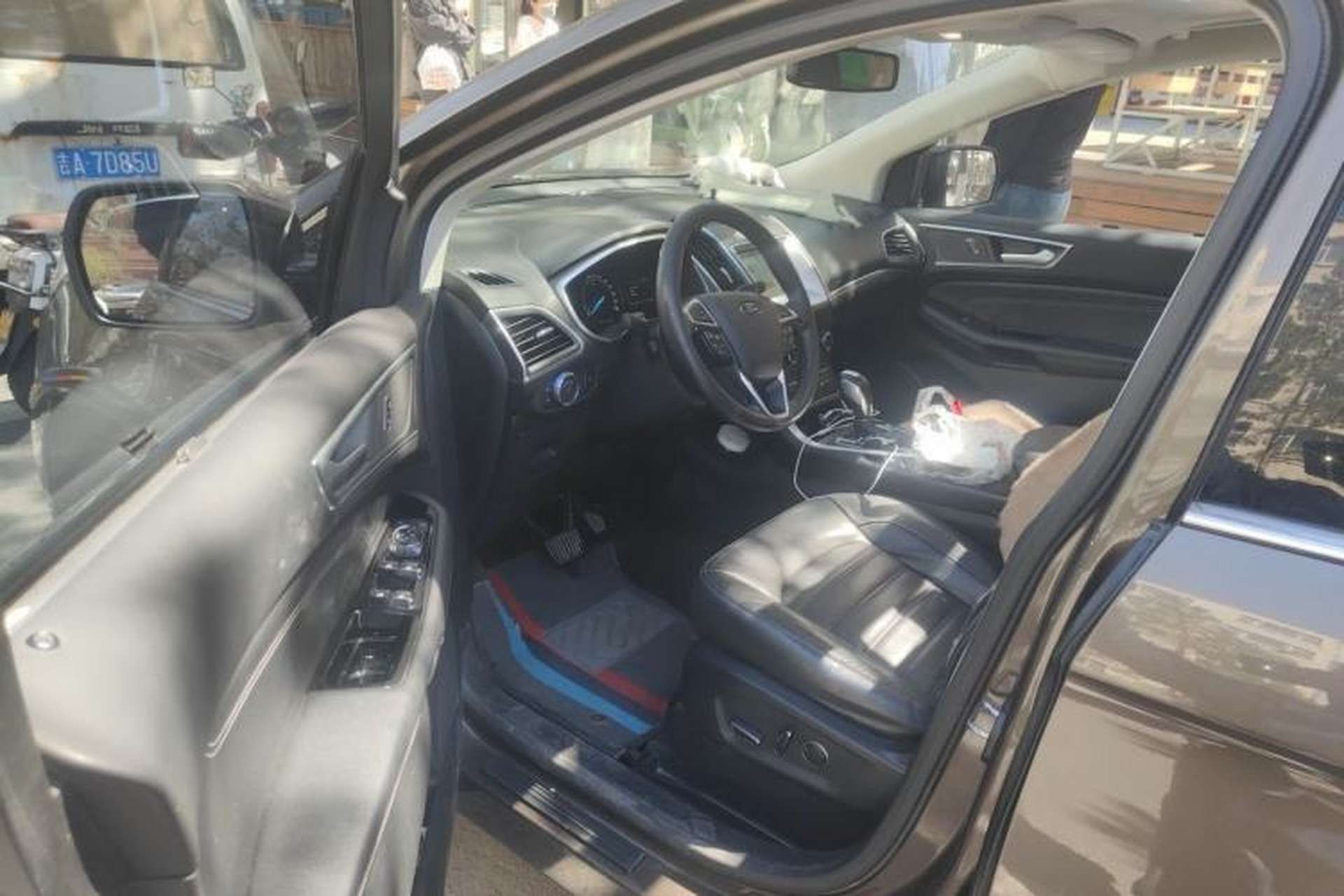 Used Ford Edge 2016 EcoBoost 245 Four-Wheel Drive Titanium Edition 7-Seater Driver Seat