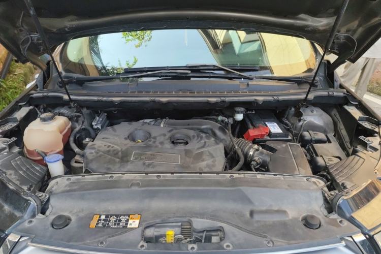 Used Ford Edge 2016 EcoBoost 245 Two-Wheel-Drive Titanium 5-Seater Engine Bay