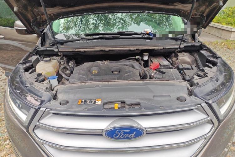 Used Ford Edge 2016 EcoBoost 245 Two-Wheel-Drive Titanium 7-Seater Engine Bay