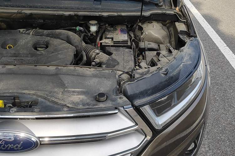 Used Ford Edge 2016 EcoBoost 245 Four-Wheel Drive Titanium Edition 7-Seater Engine Bay Left
