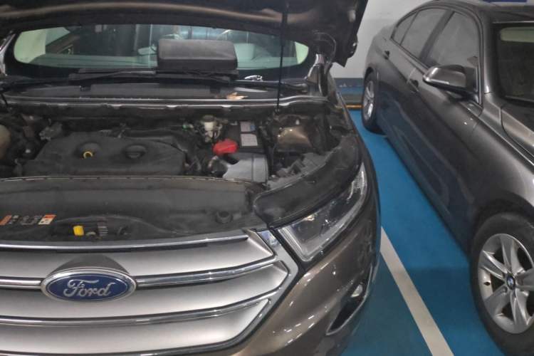 Used Ford Edge 2016 EcoBoost 245 Four-Wheel Drive Titanium 7-Seater Engine Bay Left