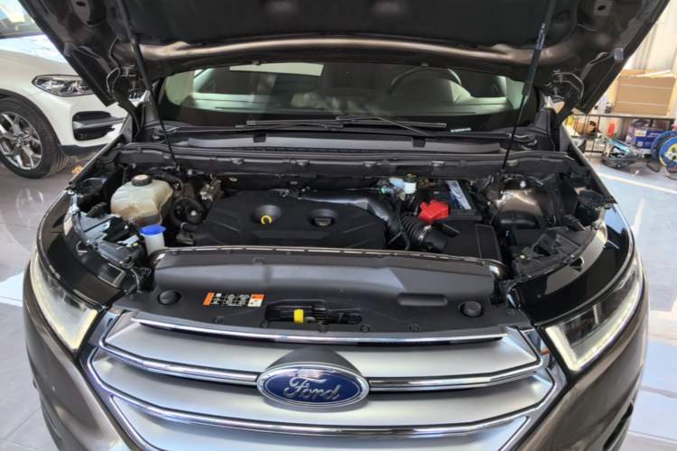 Used Ford Edge 2016 EcoBoost 245 Four-Wheel Drive Titanium Edition 7-Seater Engine Bay