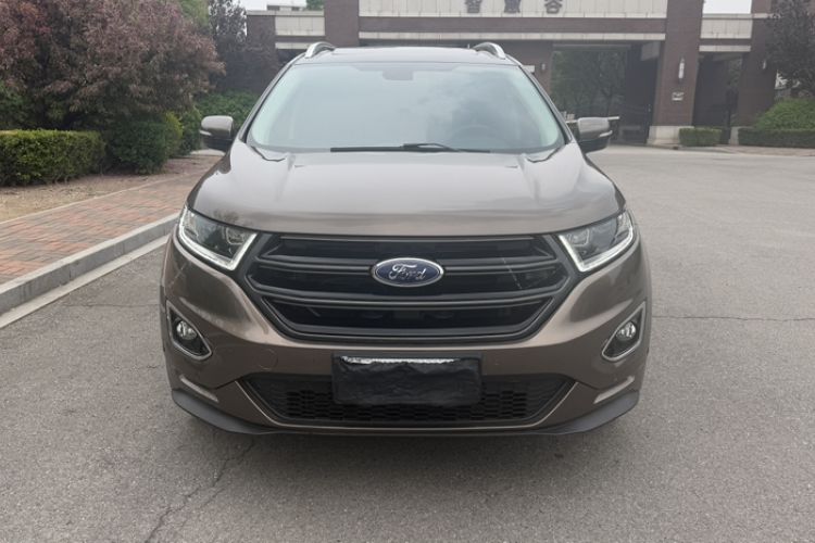 Used Ford Edge 2016 EcoBoost 330 V6 Four-Wheel Drive Sporty 7-Seater Exterior 1