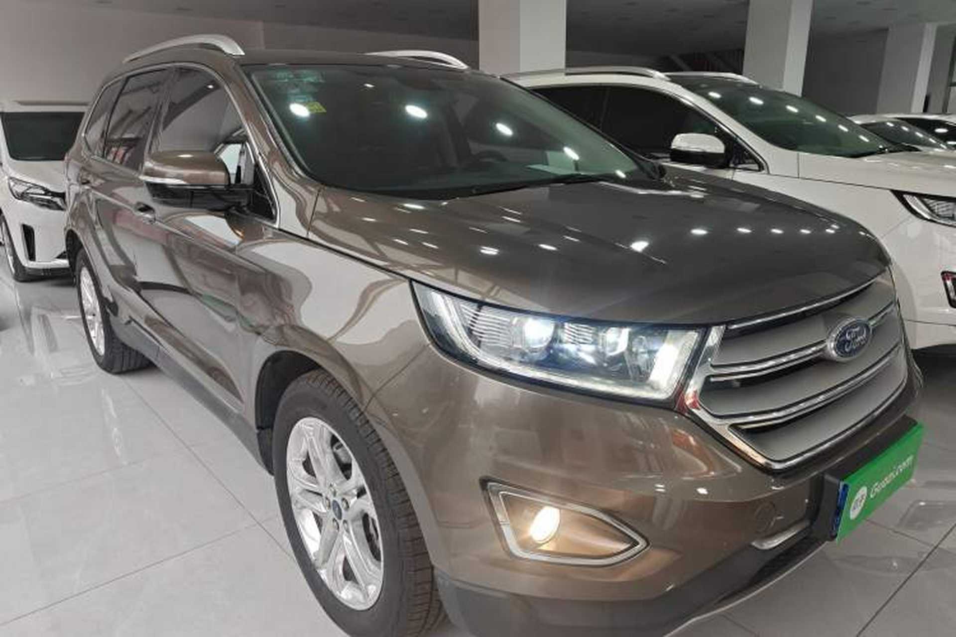 Used Ford Edge 2016 EcoBoost 245 Two-Wheel-Drive Titanium 7-Seater Exterior 1