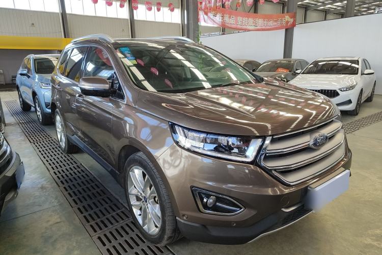 Used Ford Edge 2016 EcoBoost 245 Four-Wheel Drive Titanium 7-Seater Exterior 2