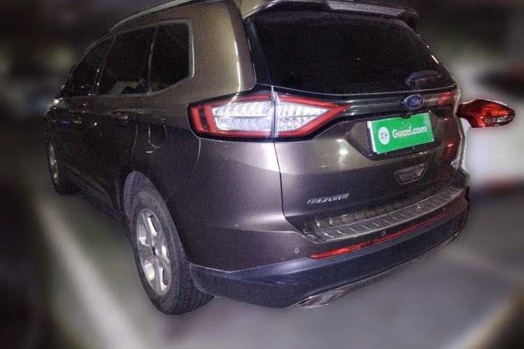Used Ford Edge 2016 EcoBoost 245 Two-Wheel-Drive Titanium 5-Seater Exterior 3