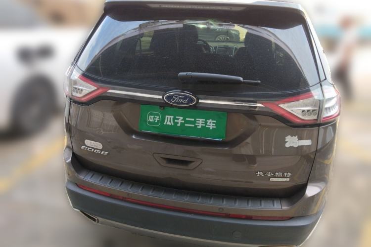 Used Ford Edge 2016 EcoBoost 245 Two-Wheel-Drive Titanium 5-Seater Exterior 4