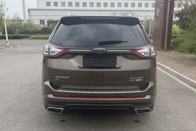Used Ford Edge 2016 EcoBoost 330 V6 Four-Wheel Drive Sporty 7-Seater Exterior 5