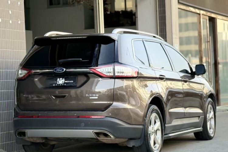 Used Ford Edge 2016 EcoBoost 245 Two-Wheel-Drive Titanium 5-Seater Exterior 8