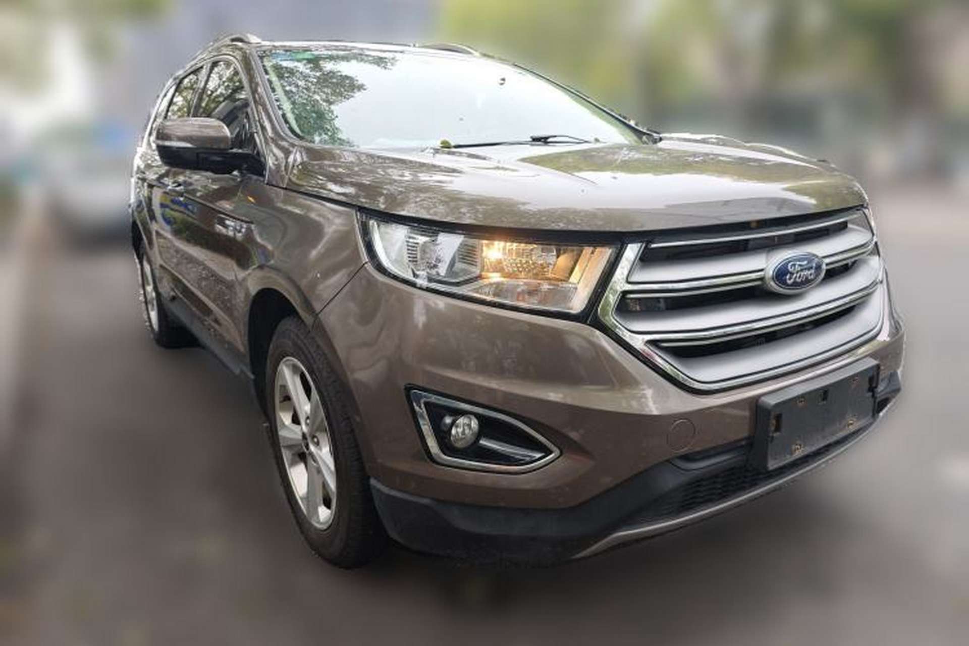 Used Ford Edge 2016 EcoBoost 245 Two-Wheel-Drive Titanium 5-Seater Front Right 45 Deg