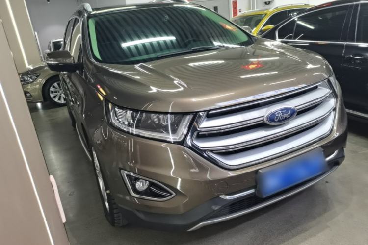 Used Ford Edge 2016 EcoBoost 245 Four-Wheel Drive Titanium Edition 7-Seater Front Right 45 Deg
