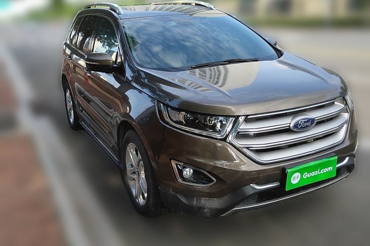 Used Ford Edge 2016 EcoBoost 245 Four-Wheel Drive Titanium Edition 7-Seater Front Right 45 Deg