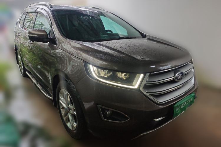 Used Ford Edge 2016 EcoBoost 245 Four-Wheel Drive Titanium Edition 7-Seater Front Right 45 Deg