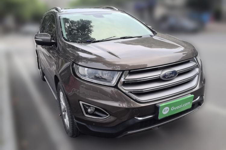 Used Ford Edge 2016 EcoBoost 245 Four-Wheel Drive Titanium Edition 7-Seater Front Right 45 Deg