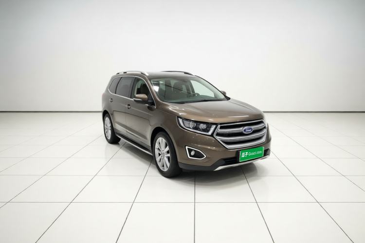 Used Ford Edge 2016 EcoBoost 245 Four-Wheel Drive Titanium 7-Seater Front Right 45 Deg