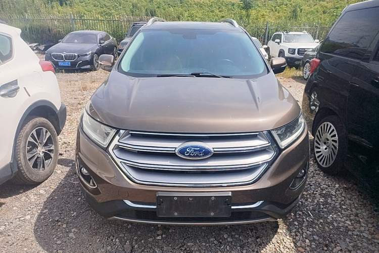 Used Ford Edge 2016 EcoBoost 245 Two-Wheel-Drive Titanium 7-Seater Front