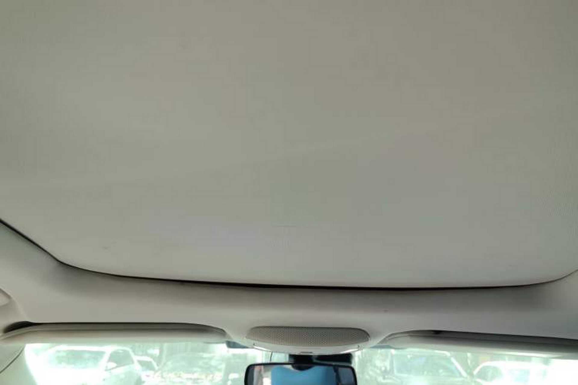 Used Ford Edge 2016 EcoBoost 245 Four-Wheel Drive Titanium Edition 7-Seater Headliner