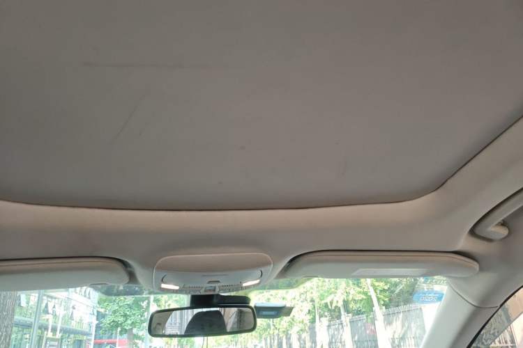 Used Ford Edge 2016 EcoBoost 245 Two-Wheel-Drive Titanium 7-Seater Headliner