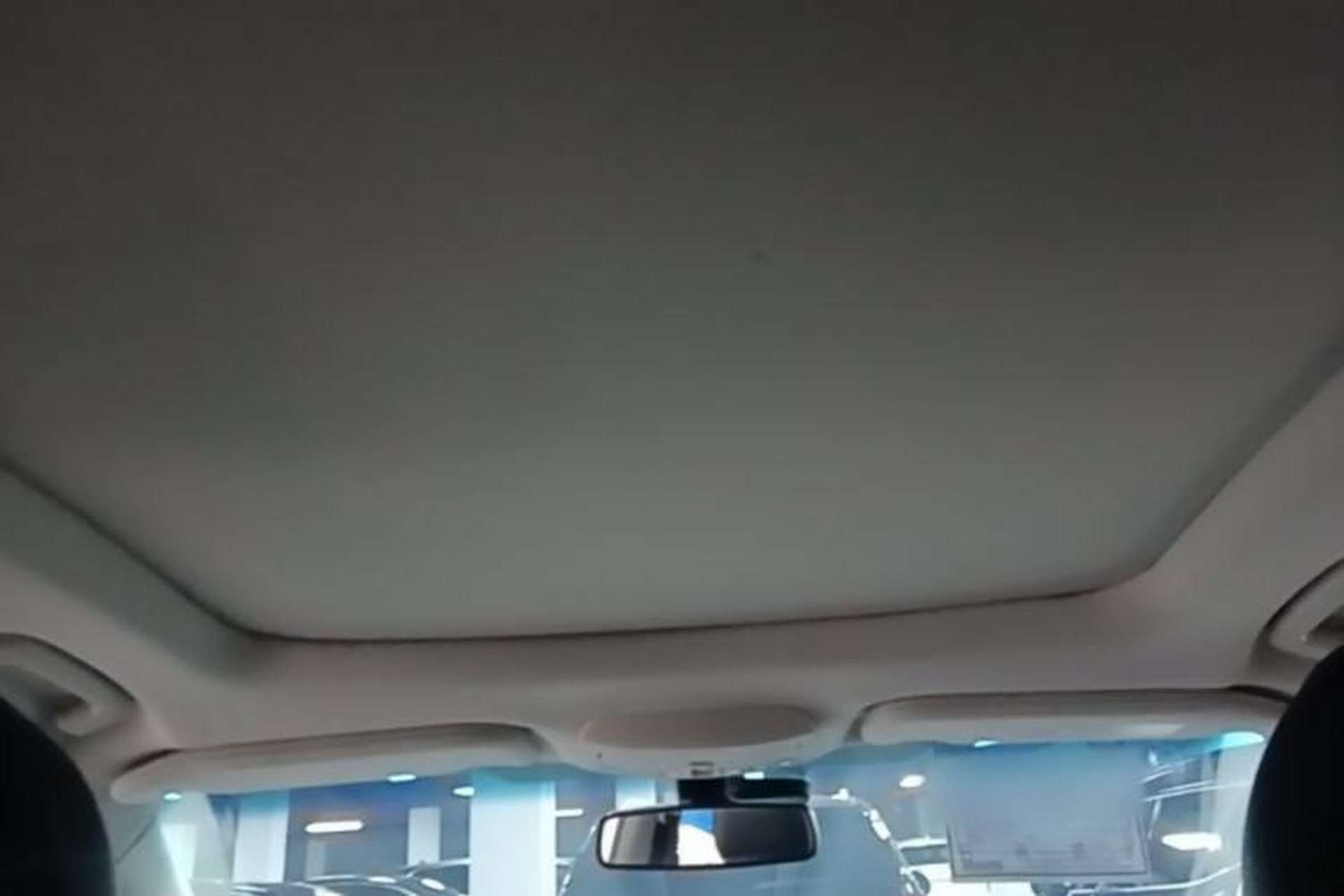 Used Ford Edge 2016 EcoBoost 245 Four-Wheel Drive Titanium 7-Seater Headliner
