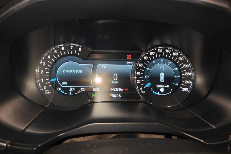 Used Ford Edge 2016 EcoBoost 245 Four-Wheel Drive Titanium 7-Seater Instrument Cluster