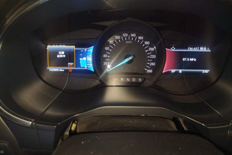 Used Ford Edge 2016 EcoBoost 245 Two-Wheel-Drive Titanium 7-Seater Instrument Cluster