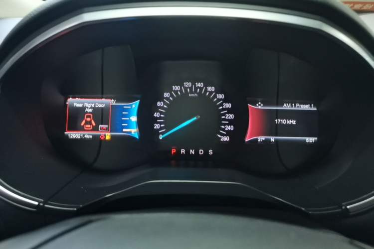 Used Ford Edge 2016 EcoBoost 245 Four-Wheel Drive Titanium Edition 7-Seater Instrument Cluster